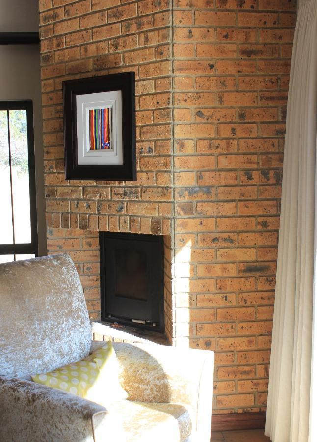 Karee & Wild Olive Guest Lodge Hekpoort Luaran gambar