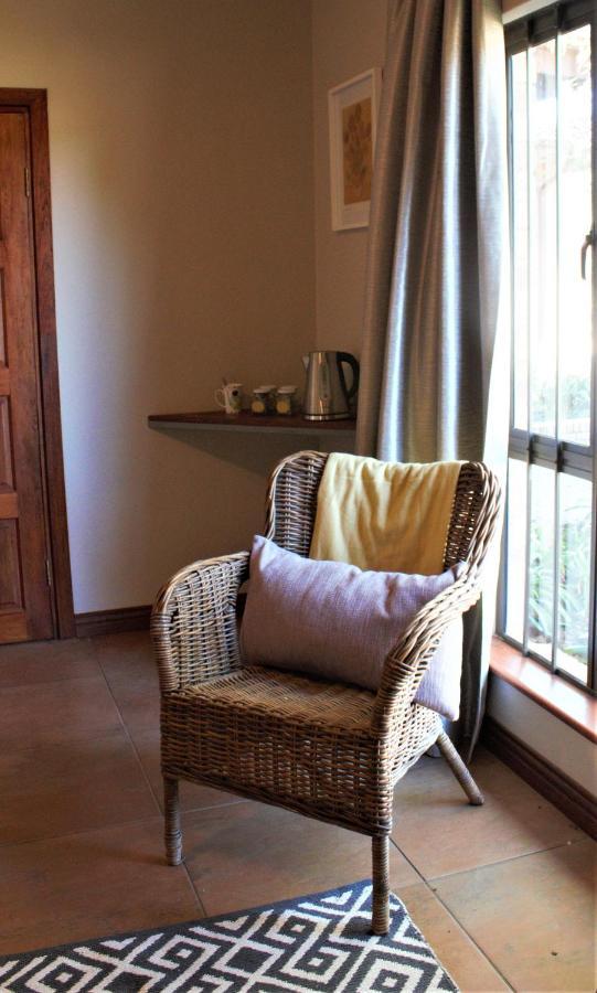 Karee & Wild Olive Guest Lodge Hekpoort Luaran gambar