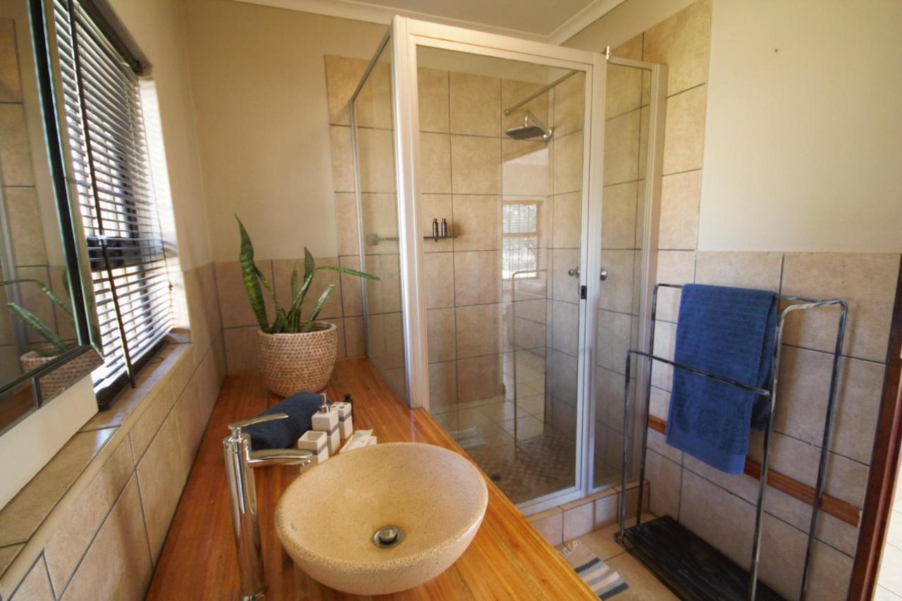 Karee & Wild Olive Guest Lodge Hekpoort Luaran gambar